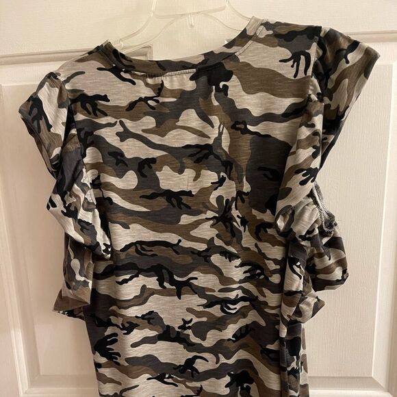Camo T shirt, ruffle short sleeves, with front pocket - Picture 4 of 8